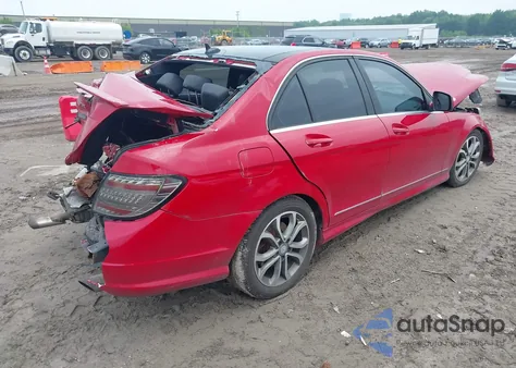 2008 Mercedes-Benz C 350 Sport z USA, uszkodzony, nr VIN WDDGF56X78F163337